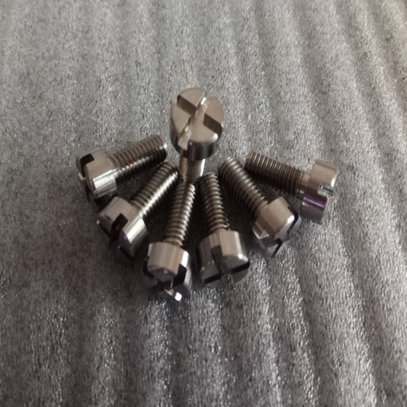 ISO 7048 titanium cross-recessed cheese head screws