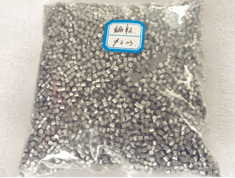 Niobium granules for additives